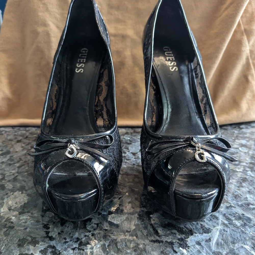 GUESS Women's Black Peep Toe Heels